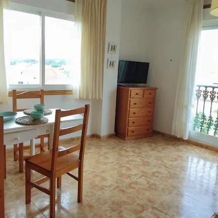 Pisos Vistalegre 2a Con Jardin Tranquilos Cerca Del Mar شقة