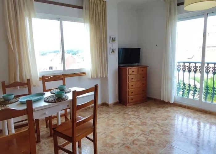 Pisos Vistalegre 2a Con Jardin Tranquilos Cerca Del Mar